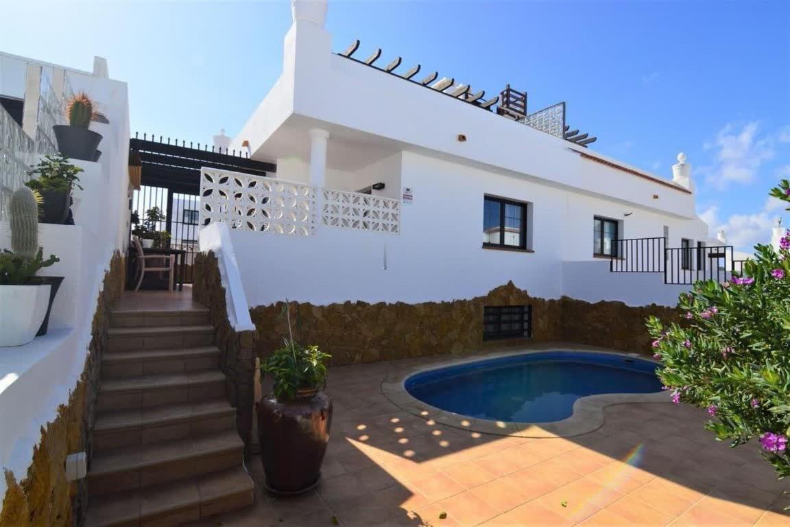 Coco Surfhouse - Coworking Coliving Hotel Corralejo Buitenkant foto