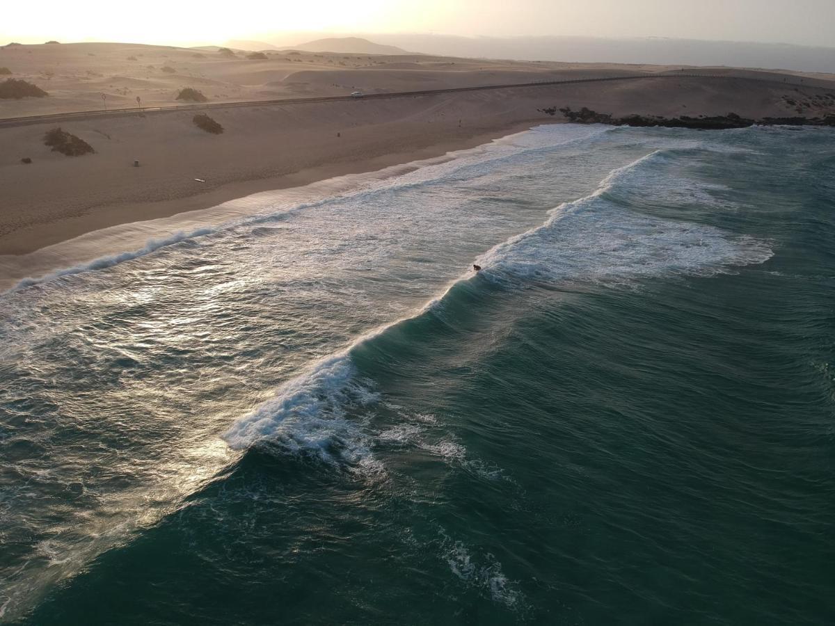 Coco Surfhouse - Coworking Coliving Hotel Corralejo Buitenkant foto