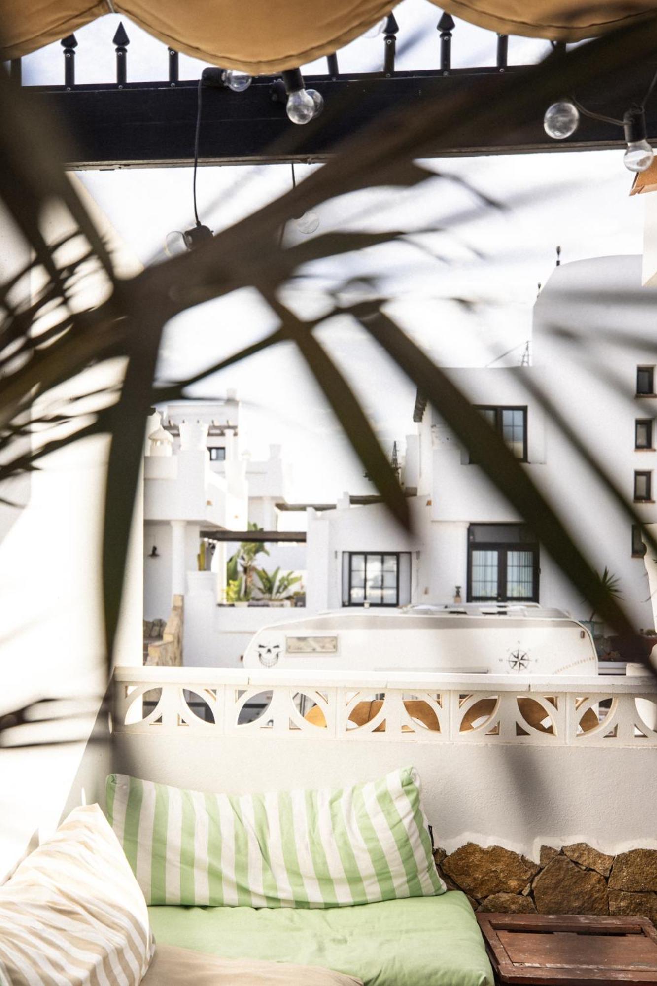 Coco Surfhouse - Coworking Coliving Hotel Corralejo Buitenkant foto