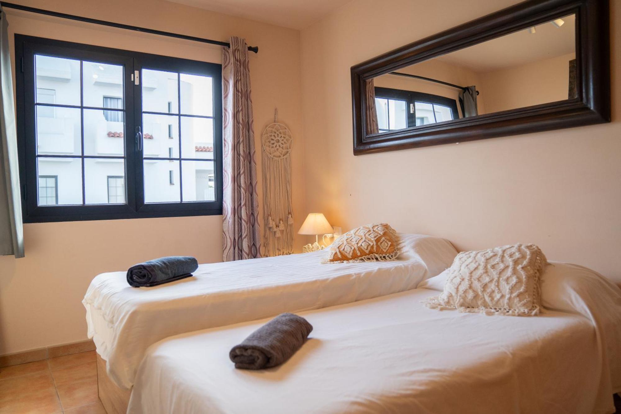 Coco Surfhouse - Coworking Coliving Hotel Corralejo Buitenkant foto
